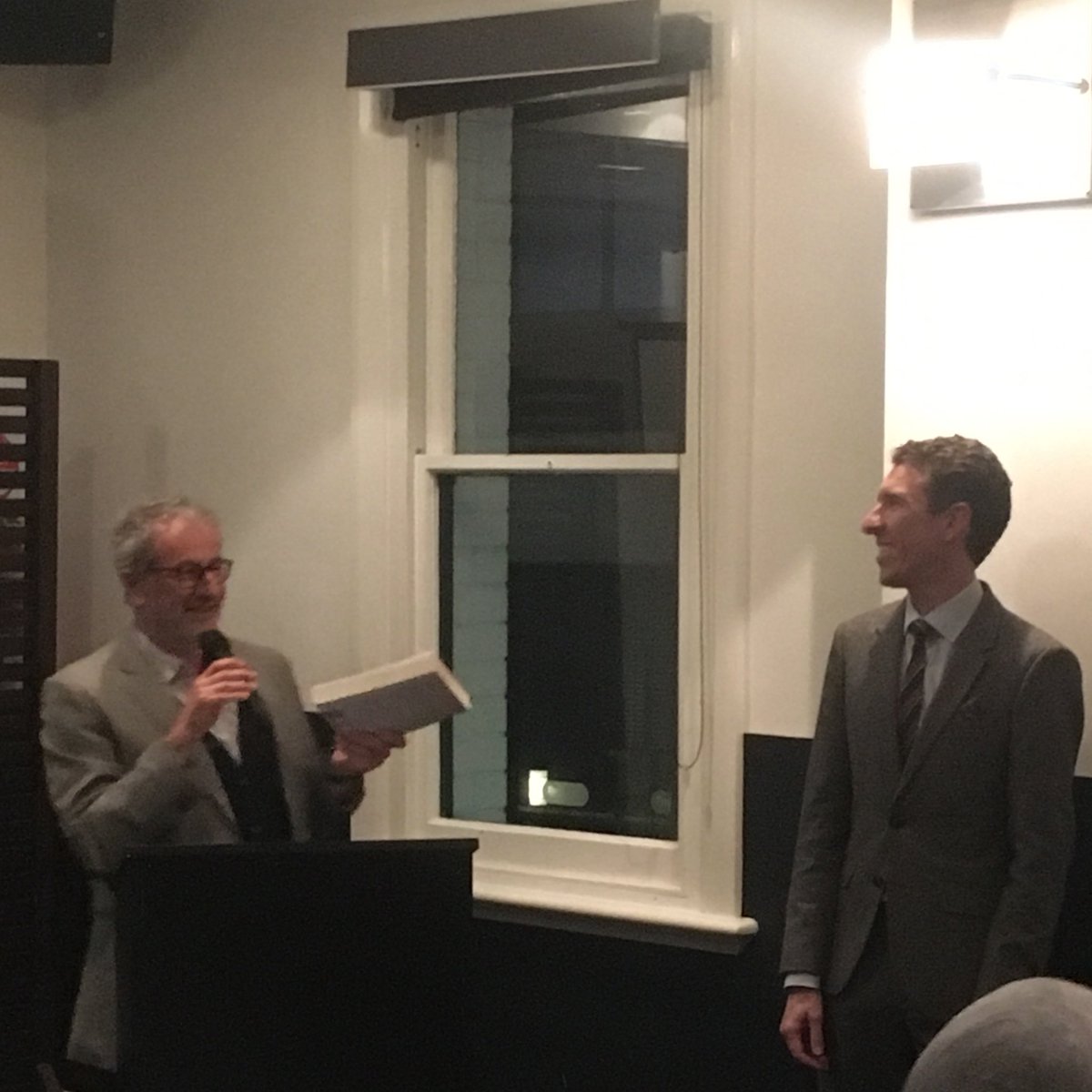 scribepub's tweet image. A great turnout tonight for the launch of A Wunch Of Bankers by @danziffer — thrills, spills, and financially irresponsible chills with Dan, “Kenneth ‘J’ Hayne” aka @SammyJ_comedian, and Jon Faine.

#AWunchOfBankers #bankingRC
