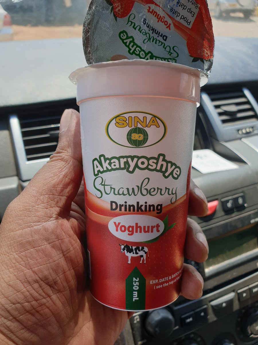 albcontact's tweet photo. Back to the #Consumerscorner 
Respect for #SinaGerard ... #Akabanga was maybe a cornerstone of the edifice but in the next generation this drinking yoghurt is TOP ... on my board I give it 9/10 ... ingredients is 👏🏾👏🏾👏🏾
No cheap shortcuts of low quality additives ... 👌🏾
👇🏾👇🏾👇🏾👇🏾 https://t.co/WvwCB4yly7