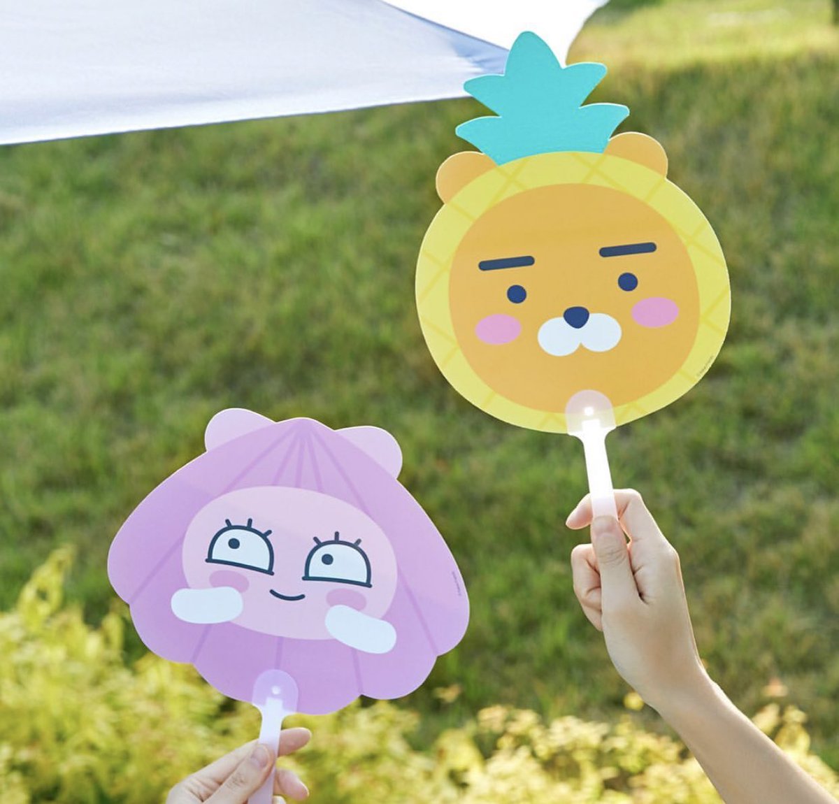 lightly_store's tweet photo. Kakao Friends #Apeach #Ryan
💜พร้อมส่ง💜
☆〜 100 บาท ☆彡
สนใจสอบถามเพิ่มเติมได้ค่ะ
#ของสะสม #พรีเกาหลี #น่ารัก #พรีkakao #kakaofriends #kakaothailand #ryan #kakaofriendsthailand #apeach #sweetapeach #สินค้าจากเกาหลี #ipodcase #ipodpouch https://t.co/dKLu1mkzpk