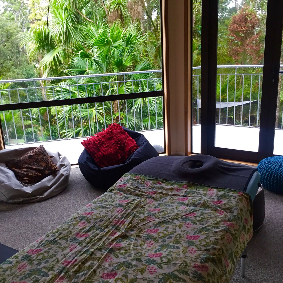 SarahPSparks's tweet photo. Time to rebalance with romiromi after serving such a massive kaupapa in the w/e. Headed back to the ngāhere 💚 #MāoriInquiry #GetOnTheTable https://t.co/vG2BJqKXTa