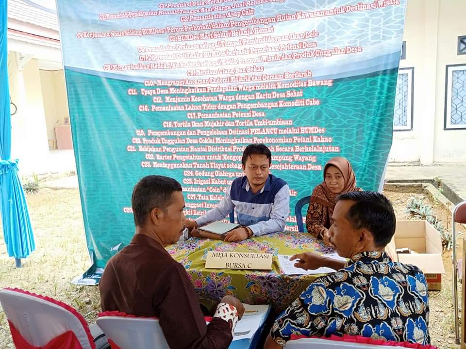 Pelaksanaan #BursaInovasiDesa2019 untuk zona D (Kecamatan Tengah Ilir, Tebo Ilir, dan Muara Tabir) Kab. #Tebo #Jambi pada Tanggal 11 Juli 2019.
<a href="/jokowi/">Joko Widodo</a> <a href="/EkoSandjojo/">Eko P. Sandjojo</a> <a href="/anwsanusi/">Anwar Sanusi</a> <a href="/taufikmadjid71/">IG : taufik.madjid</a> @fachrilabalado <a href="/TPPI_JAMBI/">TPPI JAMBI</a> <a href="/EdiEndra09/">EdiEndra09</a>