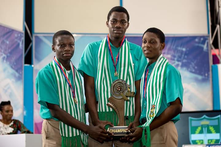 halfblaq's tweet photo. There was a GREEN wave exactly a week today... #NSMQ2019finals #AuguscoMadeMe https://t.co/GDuF7uZkx3