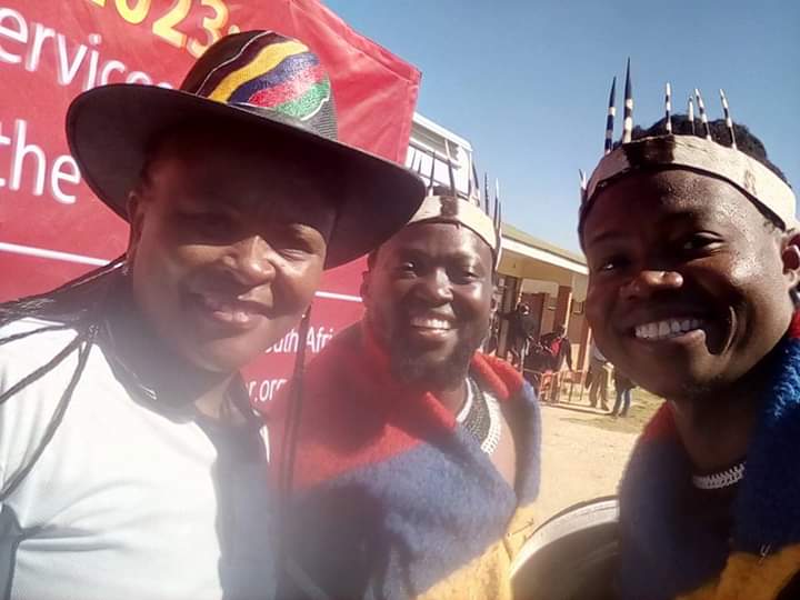 thandomahlangu_'s tweet photo. IsiNdebele Sikhethu

#VukaNdebele
#NdebeleTwitter 

Public Protectors Vision 2023. https://t.co/5ATqQnSXZF