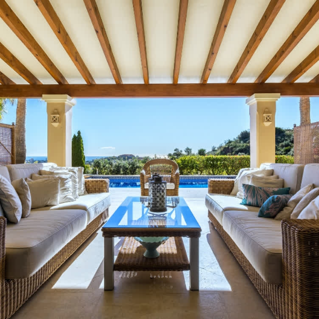 Our property 🏡 at Vega del Colorado is perfect ✨ to enjoy time with family and friends 👬👫 , are you looking for this features home? Get more info here  ➡ qoo.ly/ymj6i #CostadelSol #CostadelGolf #MarbellaEstates