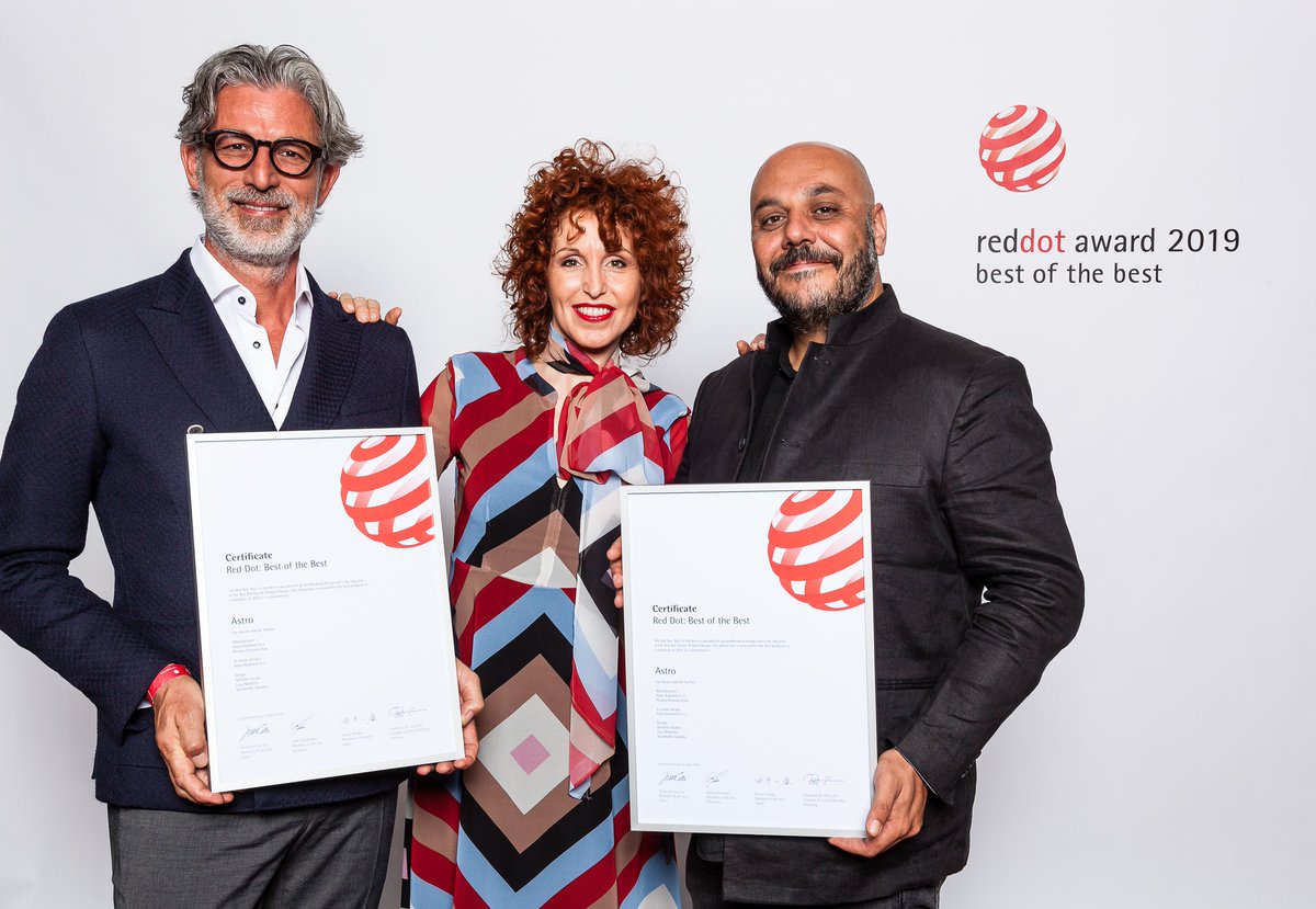 TubesRadiatori's tweet image. Tubes was in Essen, Germany, together with the design Nichetto Studio, to receive the BEST OF THE BEST prize for #Astro at the Red Dot Design Awards Gala! Watch the full photo gallery here: tubesradiatori.com/en-us/news/lat…
@reddot @nichettostudio #RedDotDesign #tubes #tubesaward