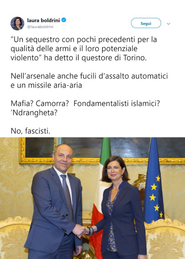 Laura Boldrini si mostra indignata per l'arsenale di un gruppo di neofascisti. Bene. Peccato che lo stesso gruppo risulta fosse sostenitore del governo golpista ucraino, filofascista. Ma proprio lei 2 anni fa accoglieva alla Camera il fascista ucraino Andrij  Parubij. Strabismo?