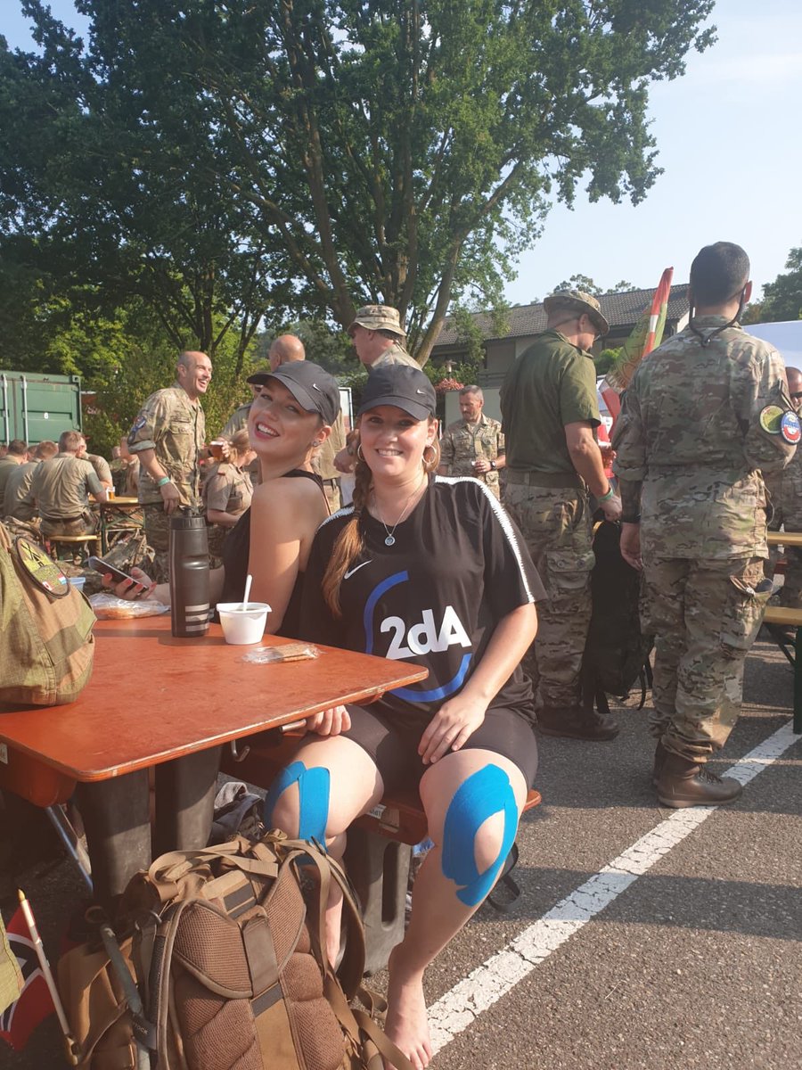2daNijmegen's tweet photo. Succes  Daphne !! Dag 3 👍 #vierdaagse Dit jaar ga ik de vierdaagse voor de 6e keer lopen. Iedere keer weer een uitdaging maar het blijft zo leuk! Dit jaar loop ik de vierdaagse voor Stichting Make a Memory maar natuurlijk ook voor mijn kanjers Milo en Levi!! #Nijmegen https://t.co/NLuwJiUyJM