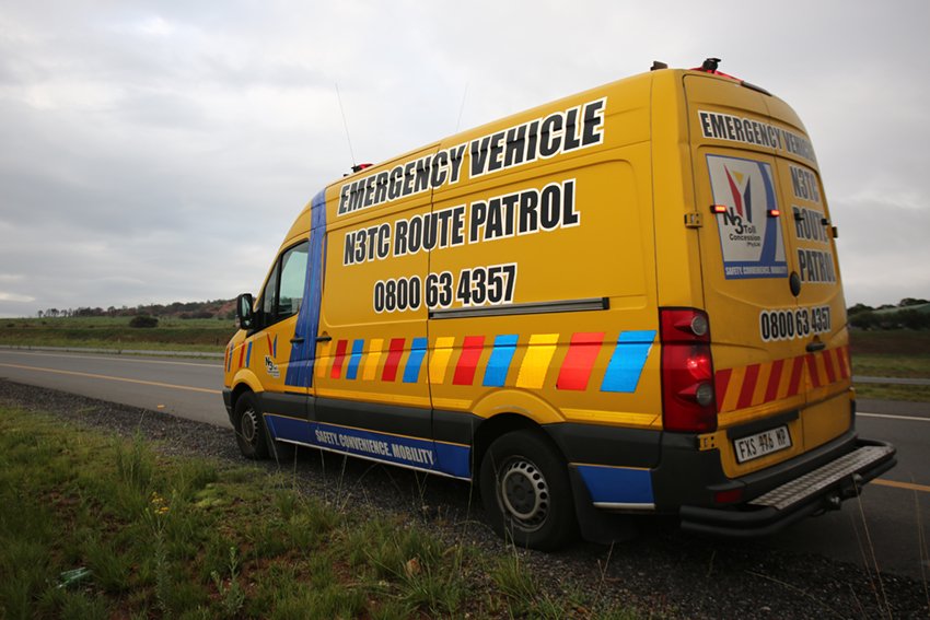 SANRAL_za's tweet image. For the past decade, @N3Route has provided postcrash support to victims of vehicle collisions through its Duduza initiative. With the help of community members and businesses along the route, the concessionaire offers assistance to transport victims to hospitals. #BeyondRoads