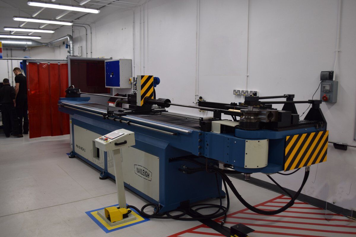 Baileigh_UK's tweet photo. Changing the #metal #fabrication game!
See for yourself... https://t.co/PtgPEUirIH
#Baileigh #MetalFabrication #SheetMetal #MetalForming #Ukmfg @TheEngineerUK #MiMFamily @Fabricating #Machinery #Metalworking #Automechanika #Mfg @ClassicCarWkly #AutonomousExpo #automaticafair https://t.co/iGMBFDYZqT