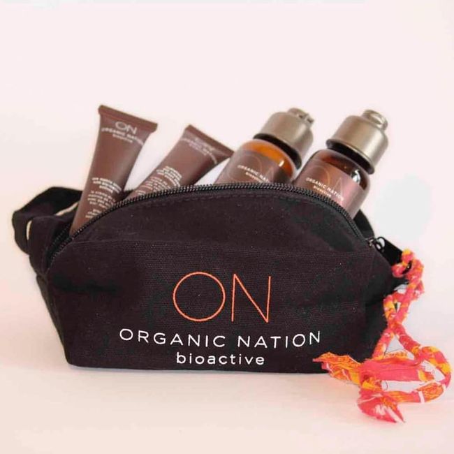 Travelling around? The #organicnation travel kit has got you covered so you don't have to lugg around your regular full size products! travel smart✈️
Shop now:
buff.ly/2KYBwHr