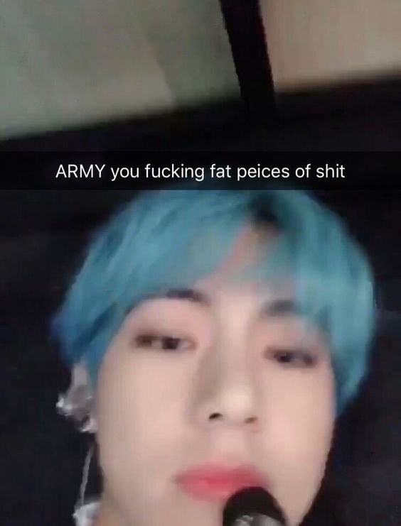 taekookv_pics's tweet photo. Taehyung after army post the selca 
#taekookersgoingtojailparty https://t.co/2UXXj2k1xa