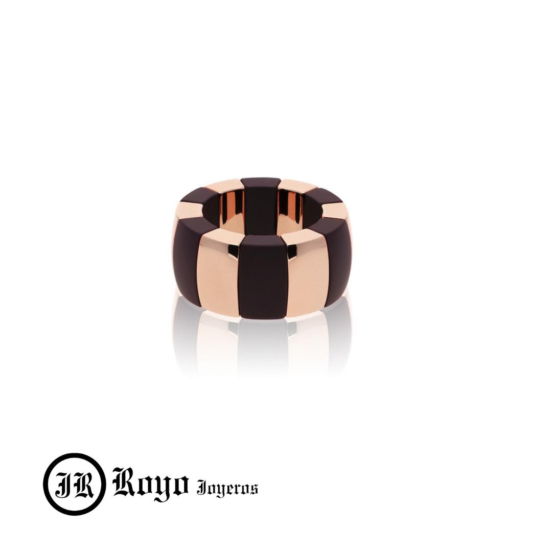 🌙 Este verano el #OroRosa es tendencia por sus tonos suaves y el contraste perfecto que hacen con la piel bronceada, sobre todo a la luz de la #luna.

joyeriaroyo.com

#JoyeríaRoyo #FelizJueves #Joyas