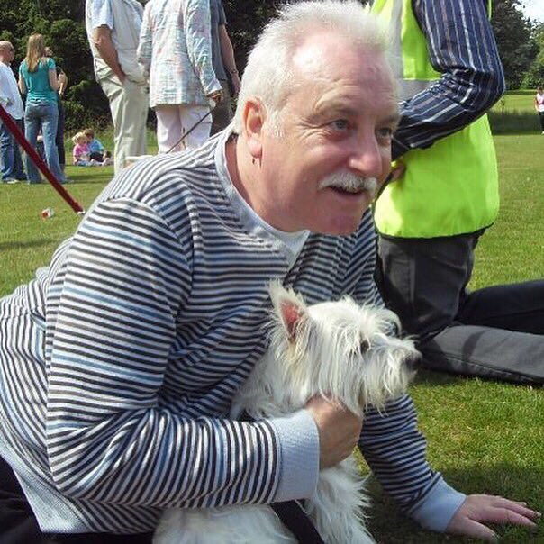 brummymummyof2's tweet photo. Today is my Dad’s birthday. So here is my favourite Father moment. When I asked him to enter a lookalike competition with my Westie Lucy. And he did. And WON! Not all heroes wear capes. Some look like female puppies and do daft things for their kids 🐶❤️🐶 https://t.co/c8M8pcHL2L