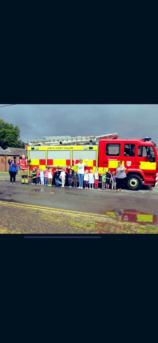 Machynllethfire's tweet photo. Fantastic morning spent with Cylch. New recruits for 2034 M02👌Thanks for the great welcome👏👏#Maww #MCylch #FireSafety #teammaww https://t.co/lyBACckdgI