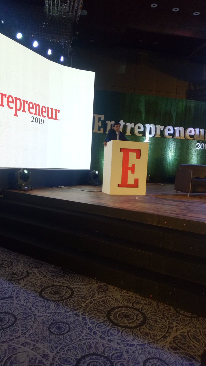#smalltownhero #indore #entrepreneur #amitkumat #prataapsnacks #diamondchips sharing his heart out @EntrepreneurIND #Entrepreneur2019