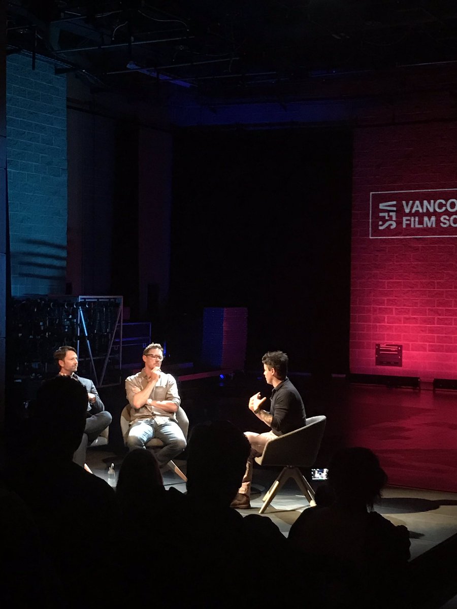 aurorachan007's tweet photo. Awesome @vfs Storytellers Series w/ @MatthewLillard @MeJoeTowne! 😍🙌🎬 https://t.co/bQxuB2HuMf
