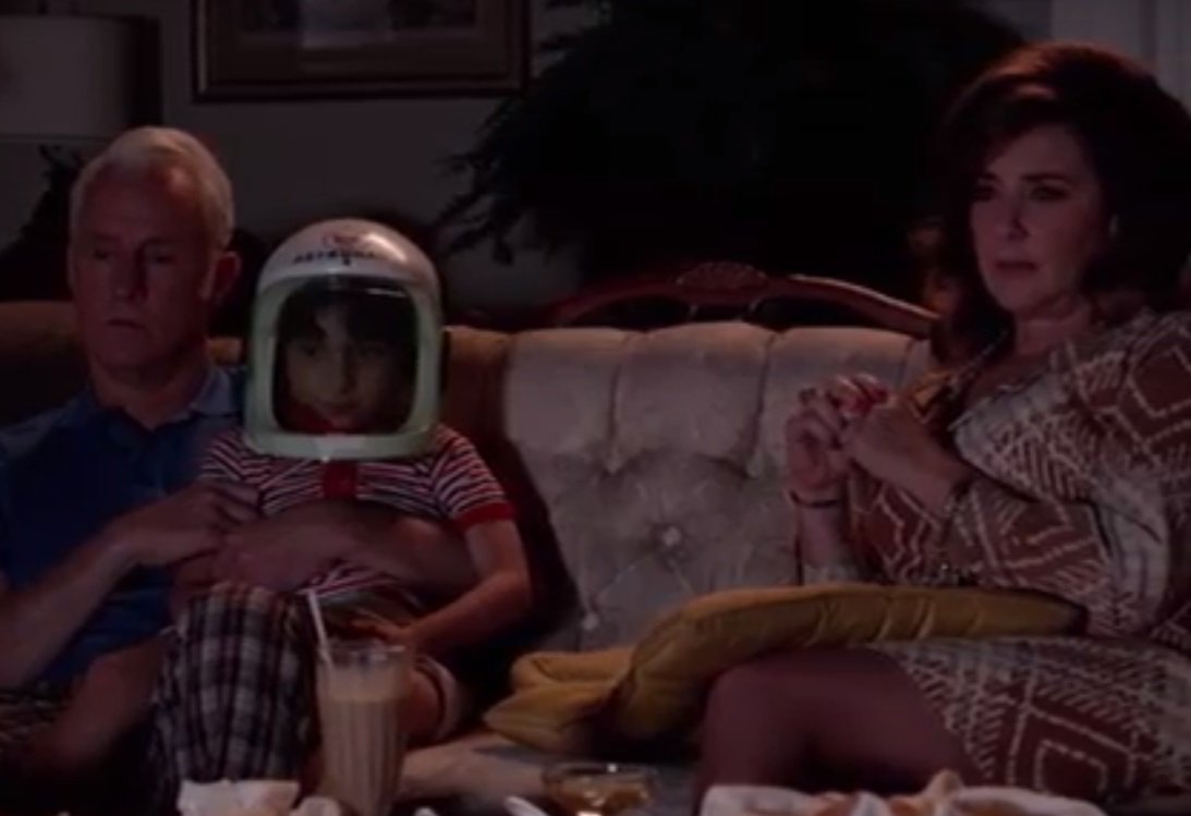 almandodelmando's tweet photo. Pisar la Luna, la realidad que se hizo ficción.

De #Superagente86 a #MadMen, pasando por @cuentametve o #LosSimpson, entre otras ¿Cómo han recreado las series en #televisión la llegada del #Apollo11 a la #Luna?

https://t.co/gJmN5KTHzN

#50anosViajeALaLuna https://t.co/2u6mNdz87S