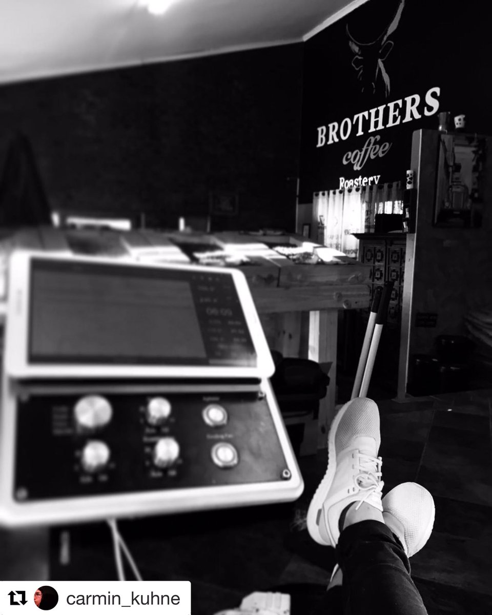 GenioRoasters's tweet photo. With GENIOβs #ProRoast App you can afford to put your feet. πβοΈ Quality. Control. Precision.
πΈ @BrosCof
#GenioRoasters #specialtycoffee #coffeeroasting #coffeeroaster https://t.co/Q6AYp3ocQK