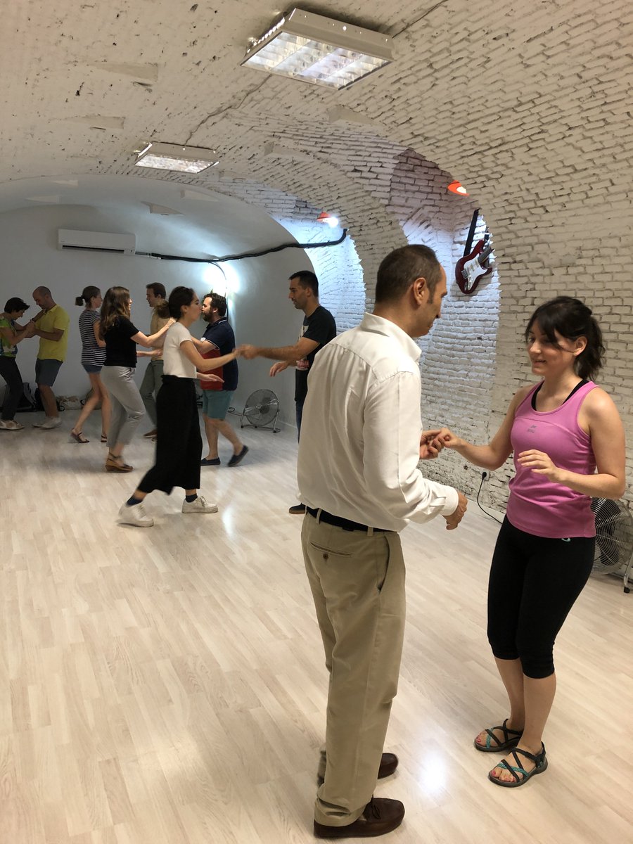 ATENCIÓN!!! Intensivos de Salsa en Agosto. Nivel básico. Infórmate y reserva tu plaza ya! Info: 636452226. 💃😍❤️