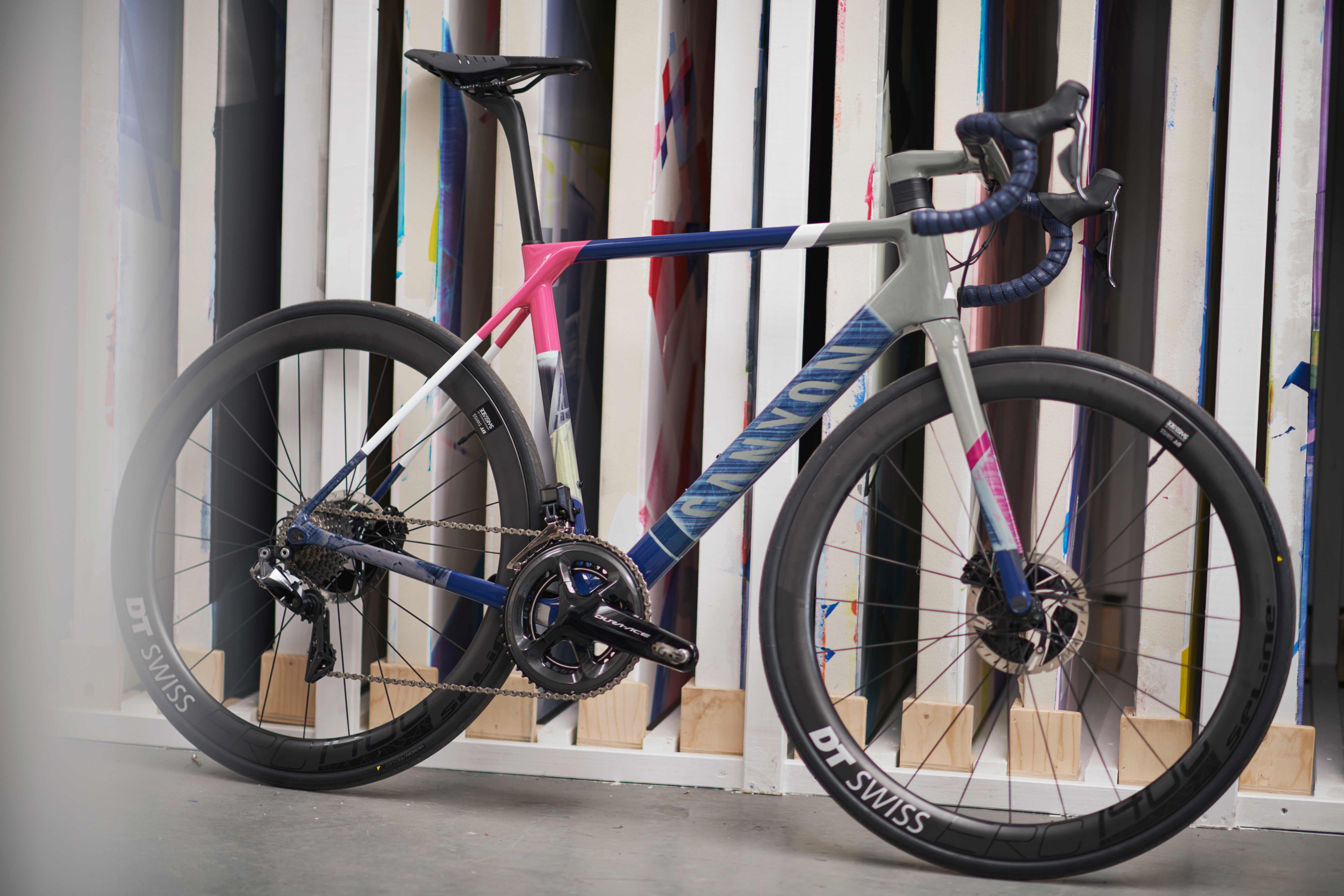 Canyon Bicycles on X Torben Giehler will present his work in Rapha Berlin Clubhouse today at 7 pm and you ll have the chance of seeing his design on our CanyonUltimate https t elCU7YdMdw Alte