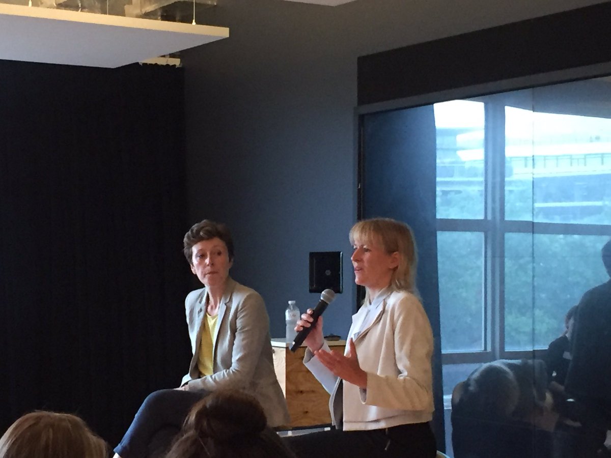 JoyBristow's tweet photo. Great to see Katherine Braddick from @hmtreasury at the Women’s #Fintech Power Hour talking about how to get more women into senior executive positions! @InnFin #womeninfinance #womeninlaw https://t.co/knm2XUuDxD