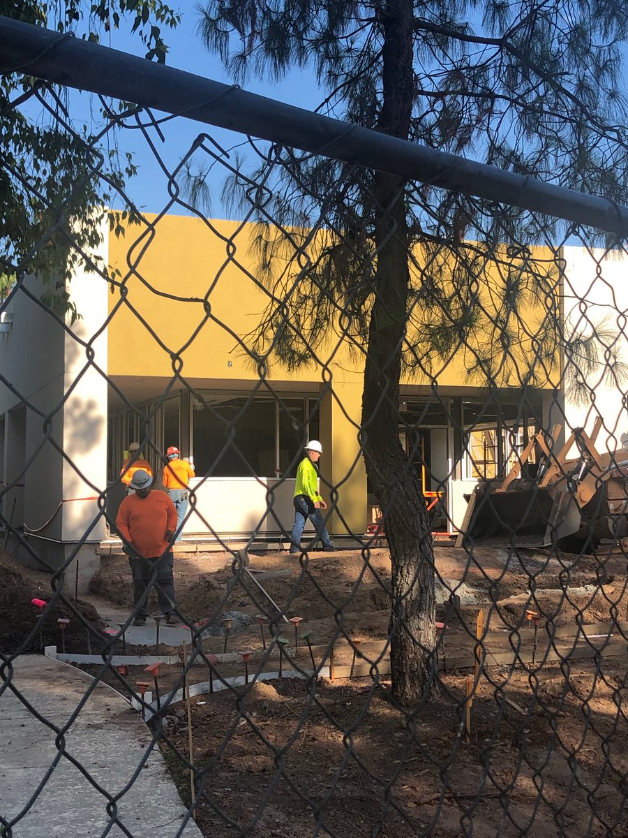 HugerMercy's tweet photo. Construction continues on our new activity building!
#dementiadoneright #hugermercy https://t.co/yuR1UweXWj