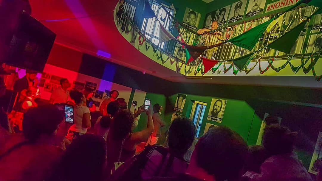 #casadonDiana #Casaldiprincipe #luci e #colori dello #spettacolo #teatrale  Schegge di Palcoscenico andato in scena ieri a conclusione del #laboratorio organizzato in collaborazione con il @peppediana.teatrototonapoli
.
.
.
#festivaldellimpegnocivile #arte #Cultura