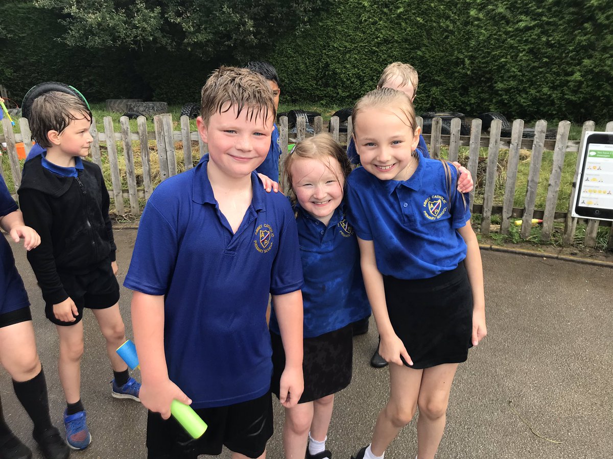 AbbeyPrimary's tweet photo. #4OM are enjoying alternative sport for #sportsday2019 https://t.co/QvtcZYB3cS