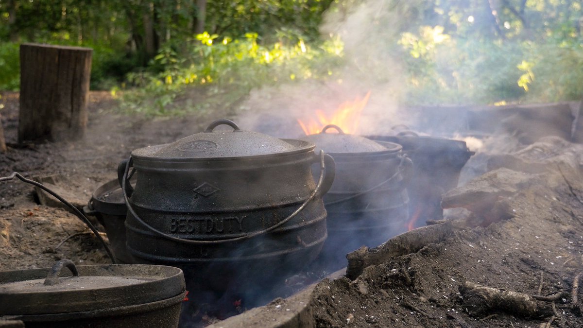 BigHatBushcamp's tweet photo. Two more Summer Kids' Courses for your calendar!
14-16 Aug, 0900-1700
Essential Bushcraft, age 7+
21-23 Aug, 0900-1700
Advanced Bushcraft, age 10+
Cost: £125 for 3 days, -10%/15%/20% for 2-5/6-9/10+ kids.
Lunch included.
Call 07957 184341
or
Email info@bighatbushcamp.co.uk https://t.co/Tc6S8I0u7y