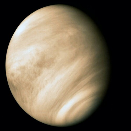 Celest_Chart_US's tweet photo. Venus in Gemini, magnitude -3.82, at 7°22'01.2" from the Sun and 1.72 u.a. from Earth. https://t.co/CG2ziZa5lP https://t.co/yn2GFs0e2h