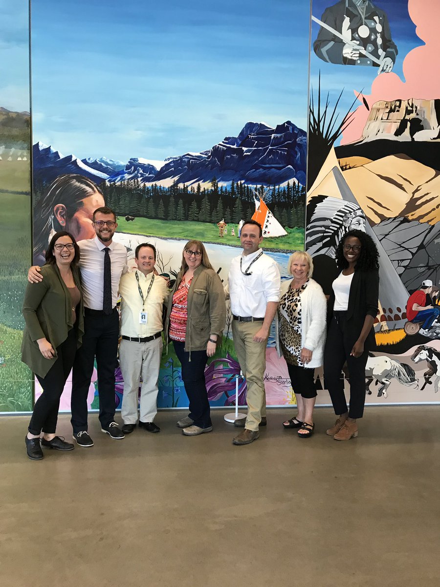 July #yycnurses meet up at the beautiful Central Calgary Library. Was great to hear from <a href="/AlbertaRNs/">College of Registered Nurses of Alberta - CRNA</a> provincial council candidates their reasons for wanting to be involved- our profession is in good hands. Stay turned for info on our August meet up plans!