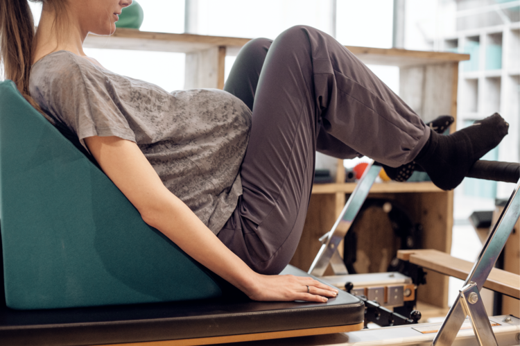 StudioOneLondon's tweet image. Pre- or post-natal pilates? Mat or equipment? Find out what works for you.

studioone-pilates.com/pre-and-post-n…

#postnatalpilates #prenatalpilates #antenatalpilates