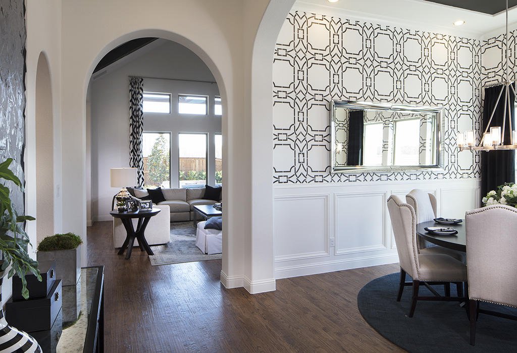 Do you prefer a formal #DiningRoom or an #EatInKitchen?  Explore more #DFW dream #Homes at the link. fal.cn/32Zxz #DallasLuxury #DallasLifestyle #DallasHomes #DallasRealEstate #DallasTX