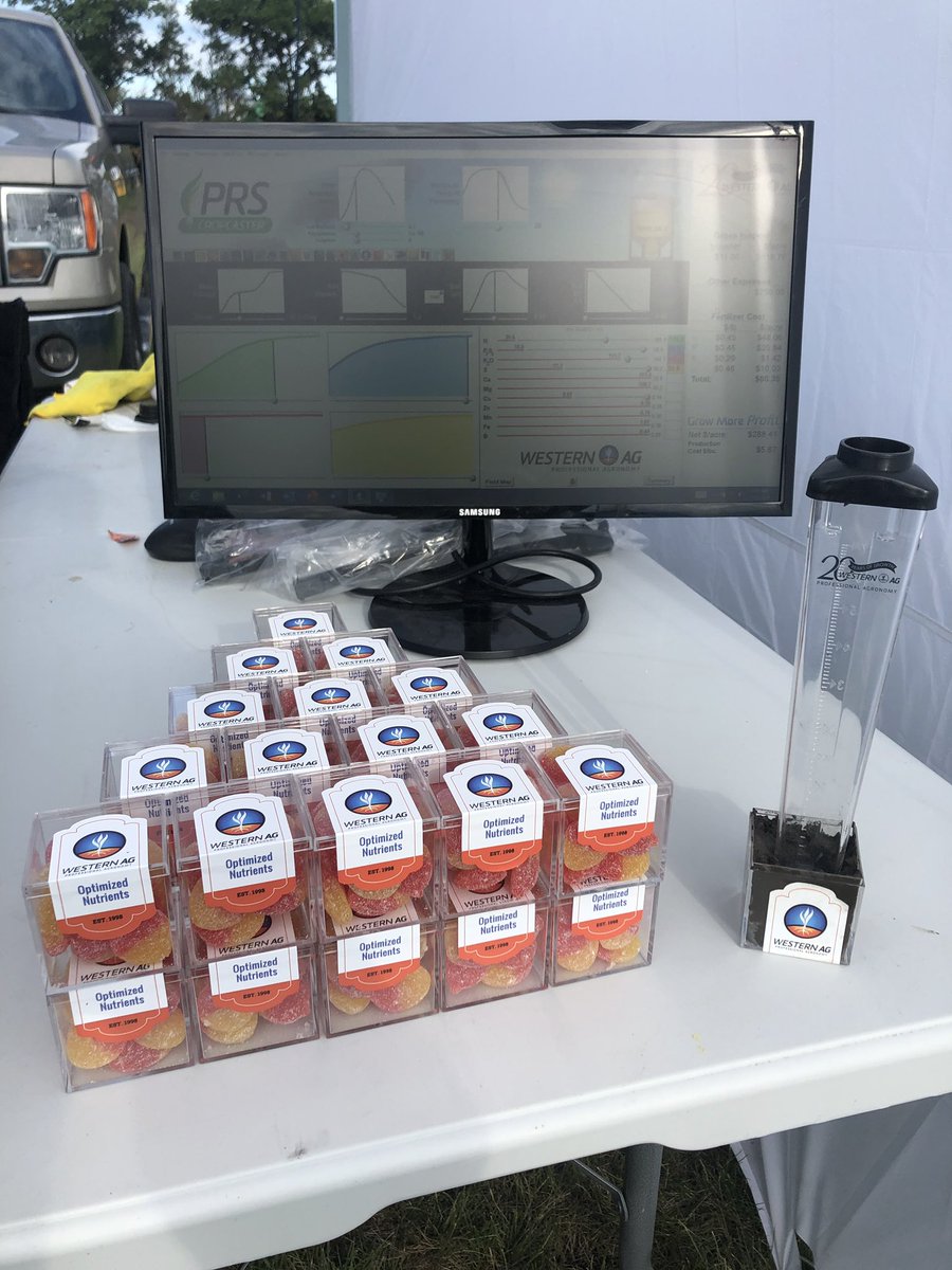 westernagNWSK's tweet photo. #Cropcaster #RainGuages &amp; #FuzzyPeaches here at @Western_Ag booth along with mini golf #AIM19 ⛳️ Come test your putting/chipping for chance to win @Saskatoongolfcc golf passes or a @indianmotocycle bike for a day! https://t.co/dndk8ltncZ