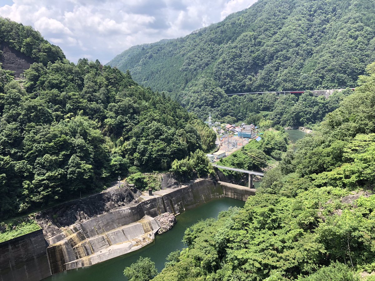 loadeddog's tweet photo. Gorgeous drive into the hills with our Nagoya family.
Beautiful weather, amazing hills, valley’s, walks and villages.
Cool after the humid weather at city sea level, lush vegetation, impossibly steep hills, deep rivers and graceful locals.
Again &amp; again visits, with something new https://t.co/vf9Kr5NEy4