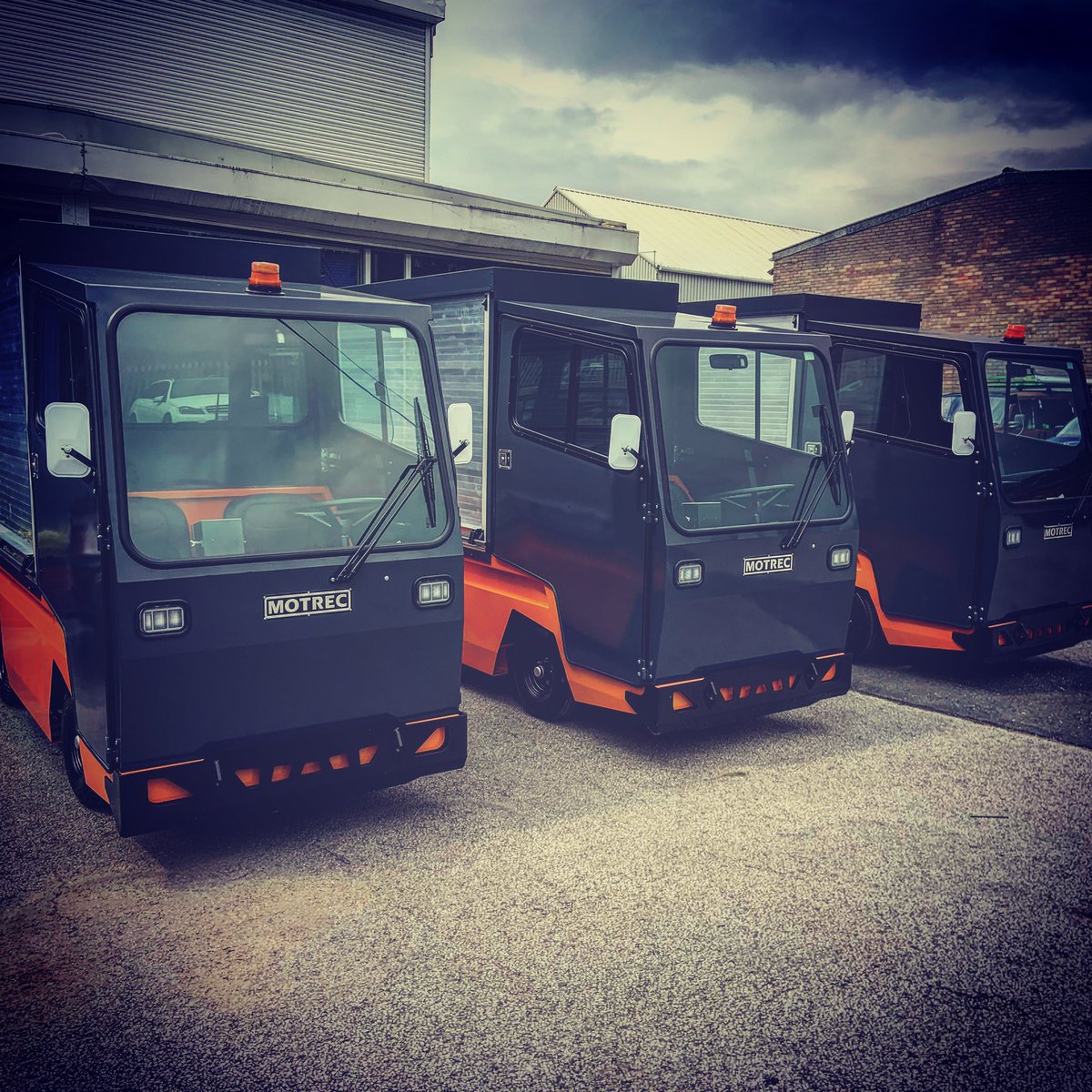 ePowerTrucks have recently supplied a UK car plant with 3 electric burden carriers for their large Midlands site. #electricvehicles #epowertrucks
