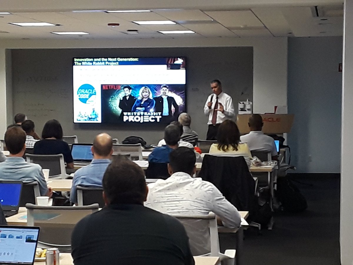 SamBrunacini's tweet photo. Rich Niemiec kicks off COUG/MOUG conference at Chicago's Willis Tower! https://t.co/4KPDYnv9Ww