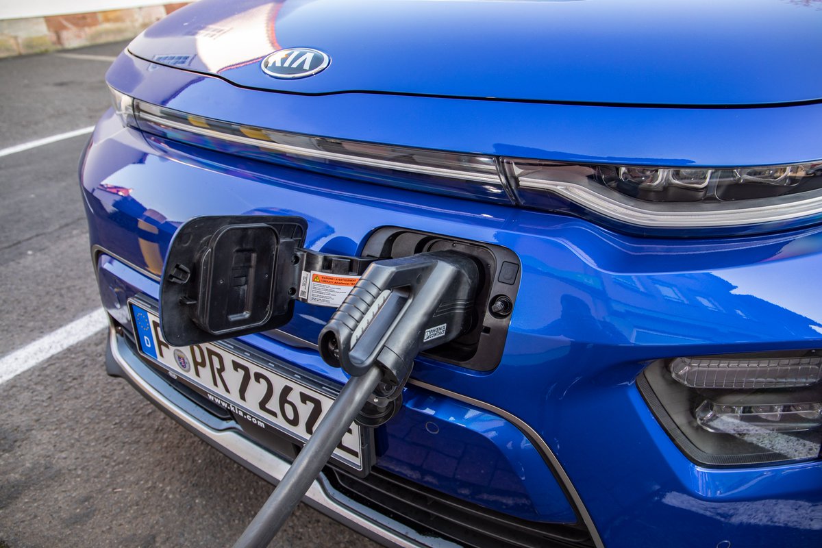 ae_magazine's tweet photo. #Véhicules de fonction : redistribution des cartes https://t.co/W8FTTyhLLo #flottes #automobile #entreprises @Arval_M_O @ONE_Lease_Fr #Holson https://t.co/ibbzpZFzuV