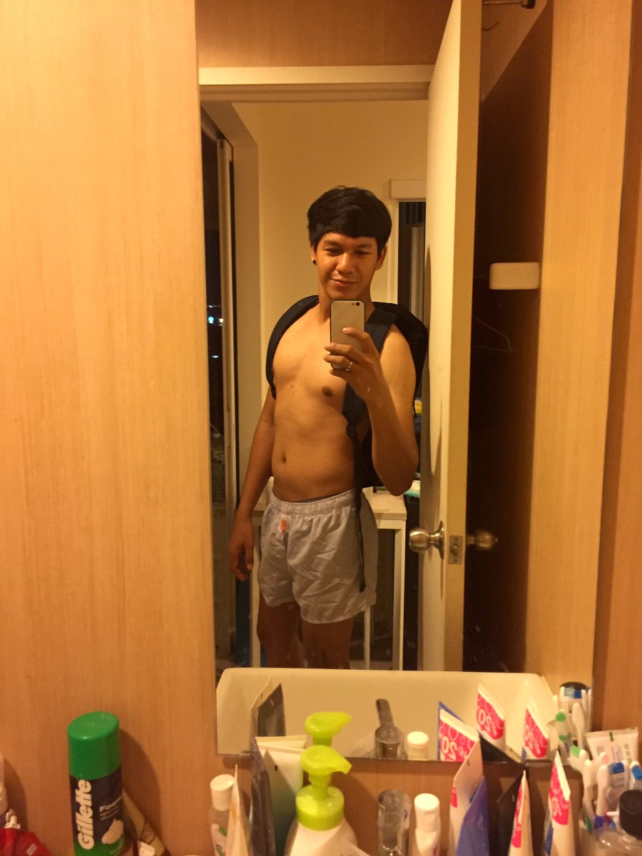 single_za's tweet photo. ซื้อเป้มาใหม่ รีวิวสายเป้ 😊🤣😅 https://t.co/M3kvkzKU3d