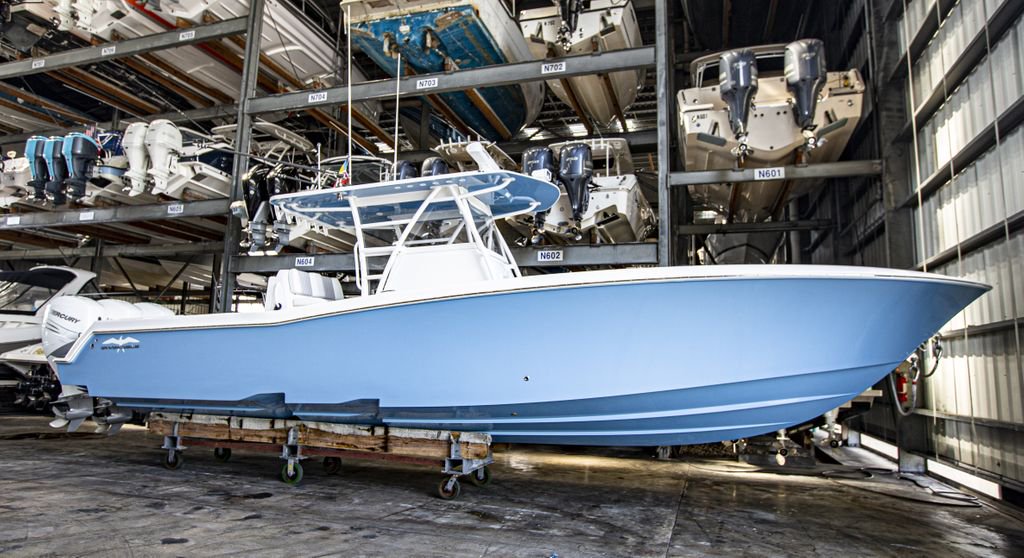 Yacht_Brokerage's tweet photo. NEW LISTING‼️ ⠀
Custom Built 36' Invincible Open Fisherman 2020⠀
-Triple Mercury 350 Verados⠀
-Dive Door
-Full Head &amp; Sink⠀
-Garmin Electronics
-Tow Eye
-Diamond Stitch Interior
Fully loaded &amp; ready to fish!
#invincibleboats https://t.co/8g9PQfMaRM