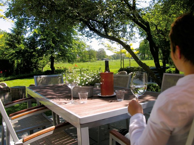 DeWoord's tweet photo. https://t.co/l22xY93d1E
#lunchmenu 3-gangen 25.00
met als hoofdgerecht gepekelde, langzaam gegaarde watermeloen...............
Buiten lunchen, dineren? Achter de Woord hebben we een mooie tuin.
#tuinterras #Winterswijk #Corle https://t.co/0hzXCn0SD5