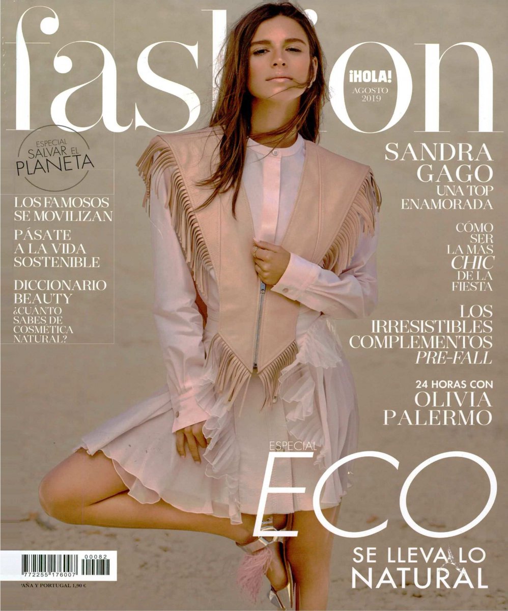 Ecologicspa's tweet photo. Nuestro Sérum Hidratante Liposomado, en el número especial de 'vida eco' en @HOLAFashion https://t.co/oFDvLu6TuU
