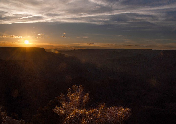 MitchPixx's tweet photo. Not been feeling too good this week. Am spending lots of time away from home &amp; it's having an impact. Need to spend more time in Nature appreciating her soul-warming beauty. The Grand Canyon at sunset was breathtaking!
#jomitchellphotography #sonya200 #sonyalpha #grandcanyon https://t.co/szdBRpZNiD