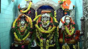 24/nImportant Datta Kshetras & their Details • Sri Kshetra Girnar-Junagadh Gujarat-One has to climb around 10000 Steps to reach d Dattatreya Temple  http://www.guruduttgirnar.org/ • Sri Kshetra Peethapuram (pic3) AP-Birth Place of Shripada Vallabha Swami  https://www.sreedattavaibhavam.org/pithapuram/ 