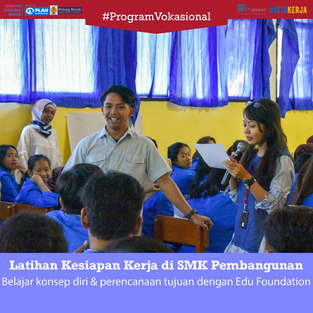 RNFRedNose's tweet photo. Tim Vokasional Yayasan Hidung Merah dan Edu Foundation minggu ini mengadakan lokakarya kesiapan kerja di SMK Pembangunan #vocationalprogram #programvokasi #jobreadiness #siapkerja #rednosefoundation #yayasanhidungmerah #edufoundation #softskills #selfconcept #konsepdiri https://t.co/VKDyG7hFIy