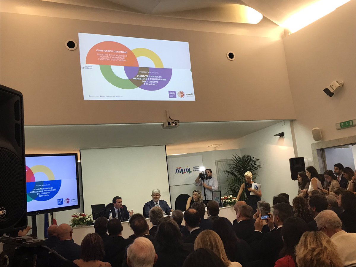 Piano Triennale Turismo <a href="/ENIT_italia/">ENIT S.p.A. 🇮🇹</a> | Il Presidente <a href="/PalmucciGiorgio/">Giorgio Palmucci</a>: dati elaborati da #ENIT mostrano crescente destagionalizzazione dei flussi e aumento del #turismo diffuso, con un incremento dei flussi nelle destinazioni meno conosciute @Mipaaft_ <a href="/federturismo/">Federturismo</a> <a href="/federterme/">Federterme</a>