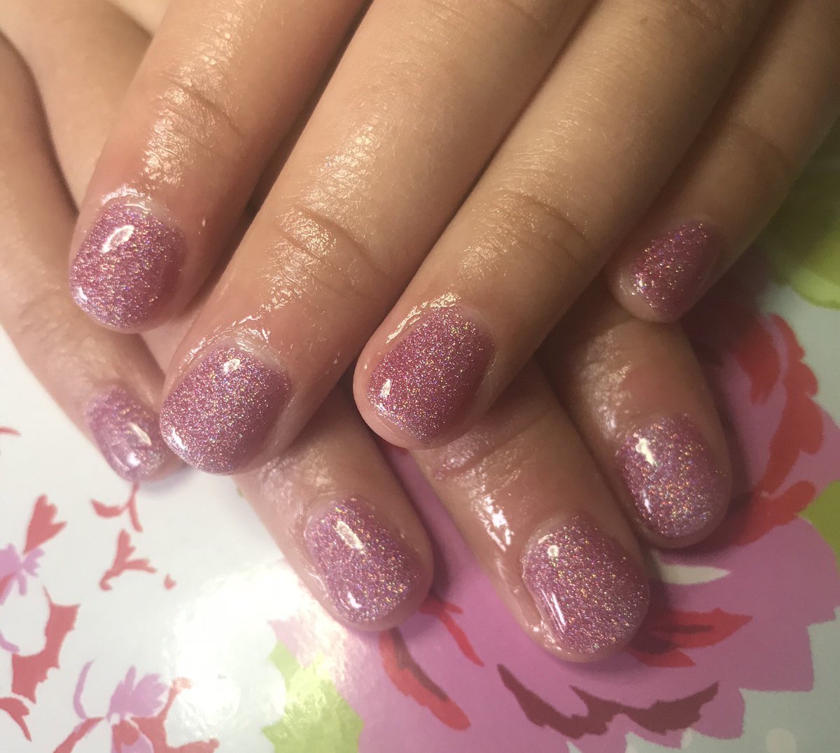 JojosParties's tweet photo. 💅🏻Some nail pics from this week 💅🏻
#jojosbeauty #gelnails https://t.co/gWERsuDVw1
