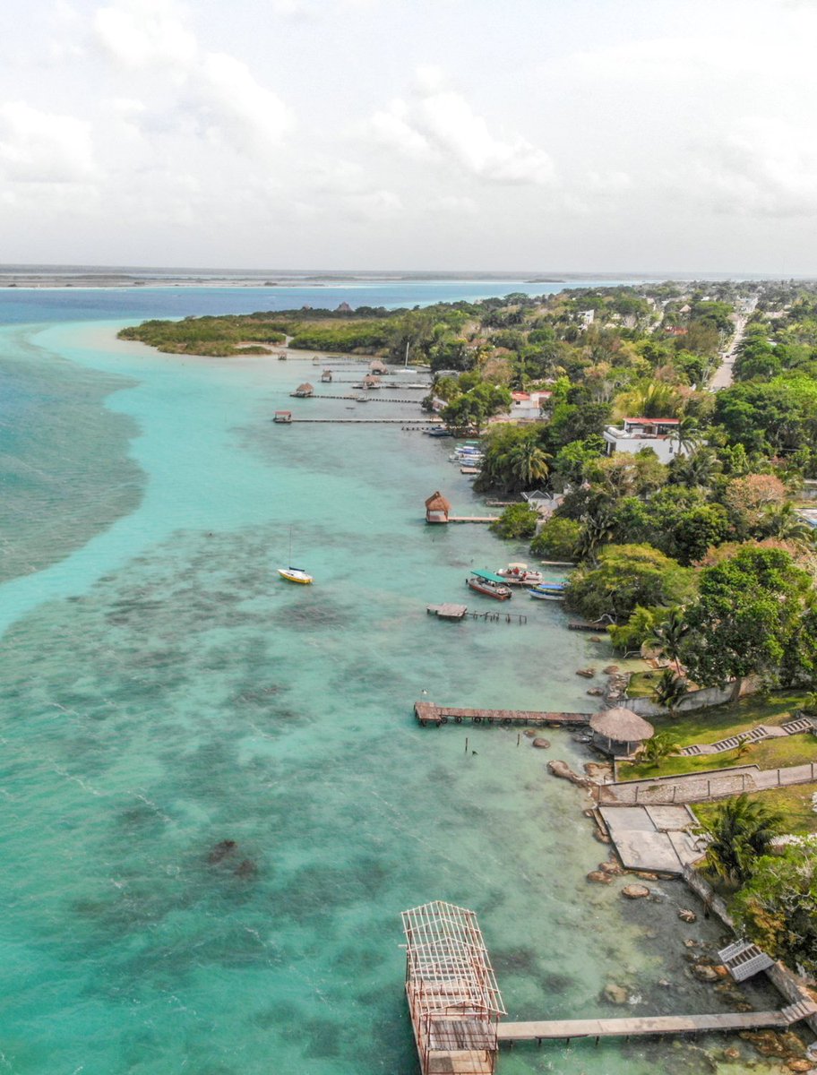 MODE_media's tweet photo. Beautiful #Bacalar captured in an #aerialphotography by using #drones. In the following images you can see the mesmerizing #lagoon also known as ¨Lake of 7 Colors¨.  We produced for this #vacationrental a series of #photo and #video content for their #website and #socialnetworks. https://t.co/b30Kk454gq