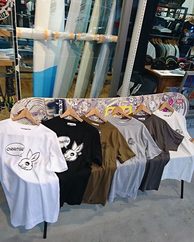 EXTREMESENDAI's tweet photo. oran'ge @orange_cle
T-shirts入荷しました(╹◡╹)♡
…仙台もしかしたら週明けに梅雨とサヨウナラ(^^)/~~~らしいです🌞🌴🎣🏖🏕
#EXTREMESENDAI#snowboard#skateboard#surf#スノーボード#スケートボード#サーフィン
#orange_cle https://t.co/vHkpwAbP4M https://t.co/FZce5UyUCO