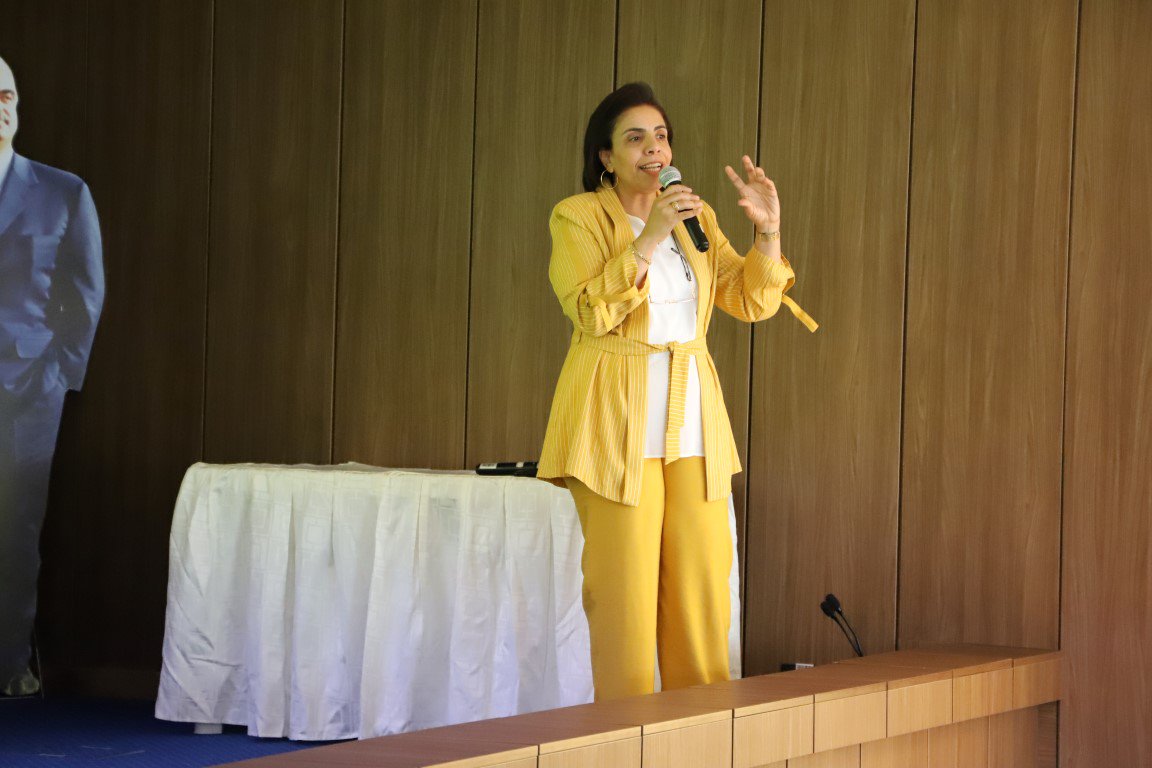 RHU_Lebanon's tweet photo. #RHUNews: #RHU #academic #orientation first batch of new students July 16, 2019. Student #advising online #course #registration presentation on rules and regulations by Registrar Ms. @KhalafNidal
#rafikhaririuniversity #affordableExcellence #GoingtoRHU #University #Lebanon https://t.co/nRgpUz2hrW